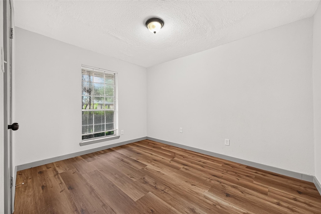 3102 Knotty Oaks Trail - Photo 8