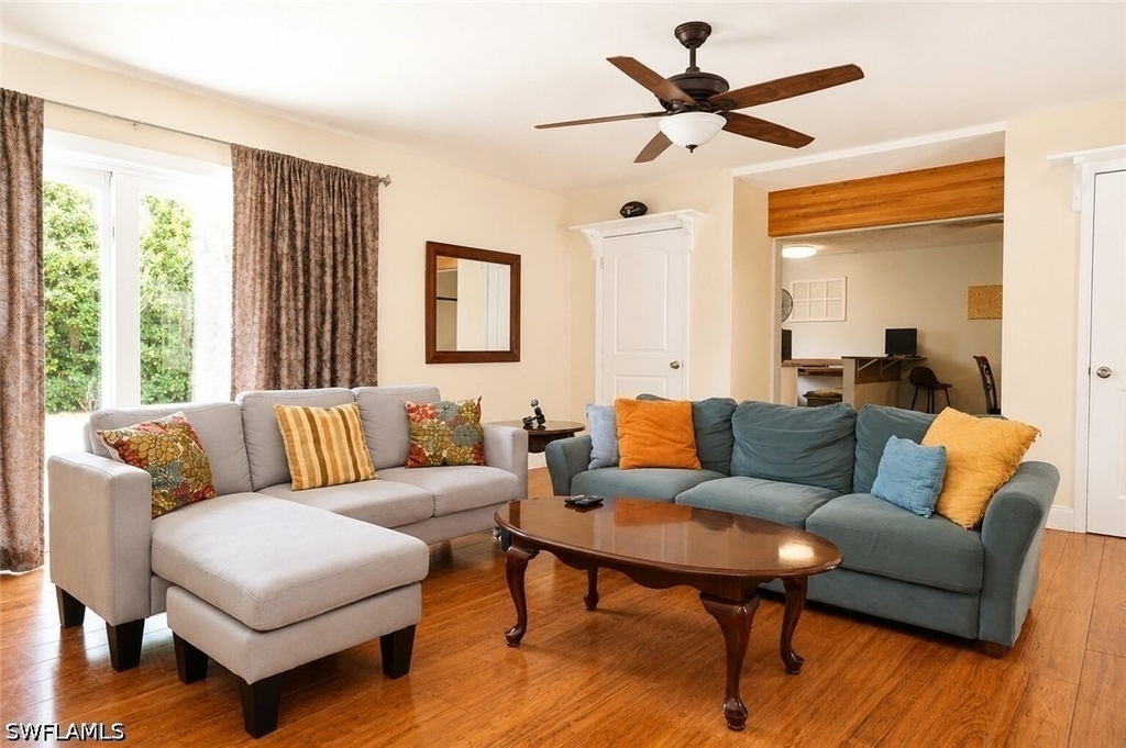 655 Sw Pointview Road - Photo 35