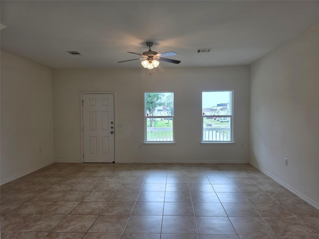 6102 White Oak Drive - Photo 7