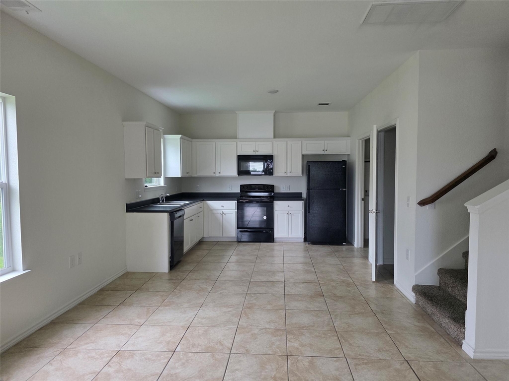 6102 White Oak Drive - Photo 4