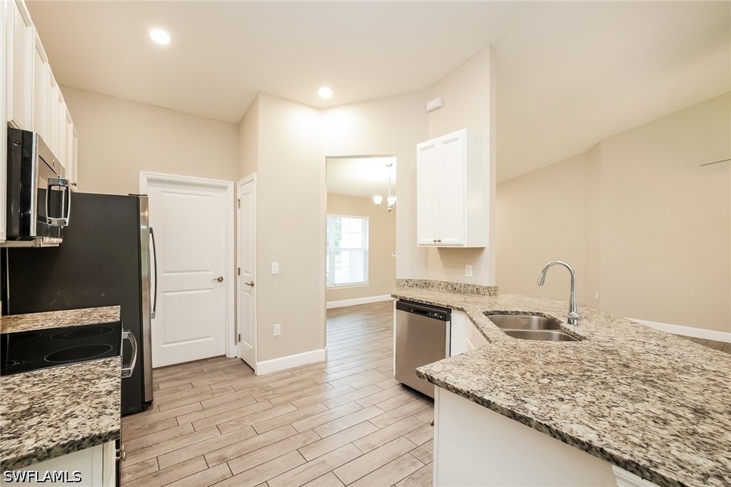 2712 18th Street W - Photo 6