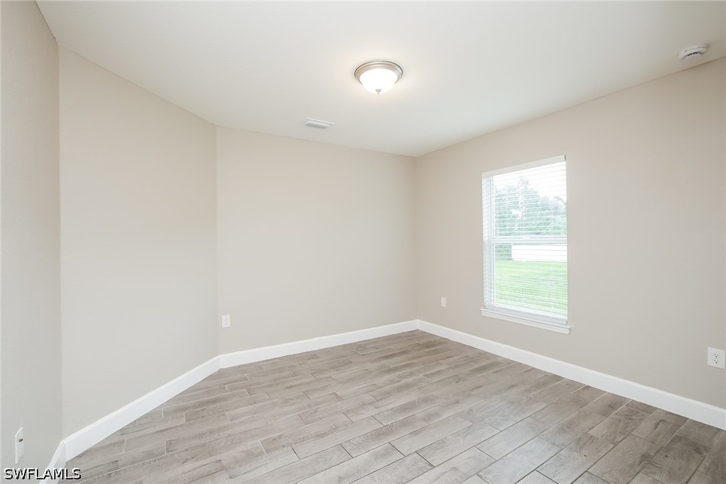 2712 18th Street W - Photo 10