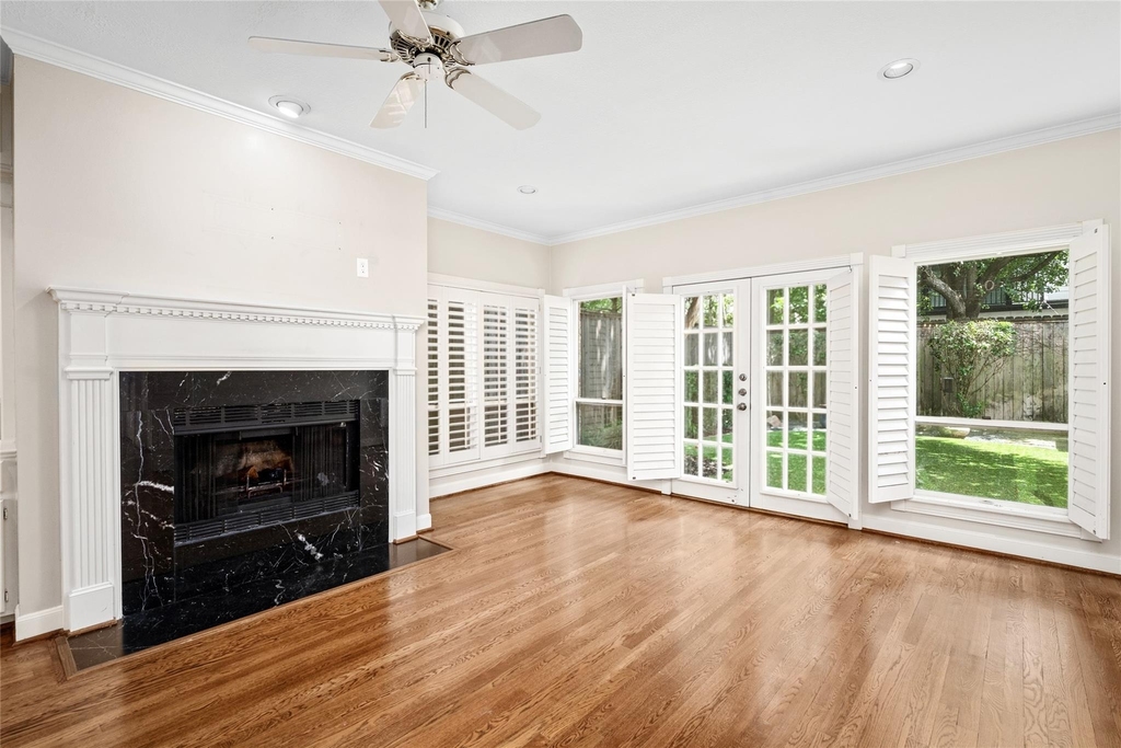 3127 Lafayette Street - Photo 9