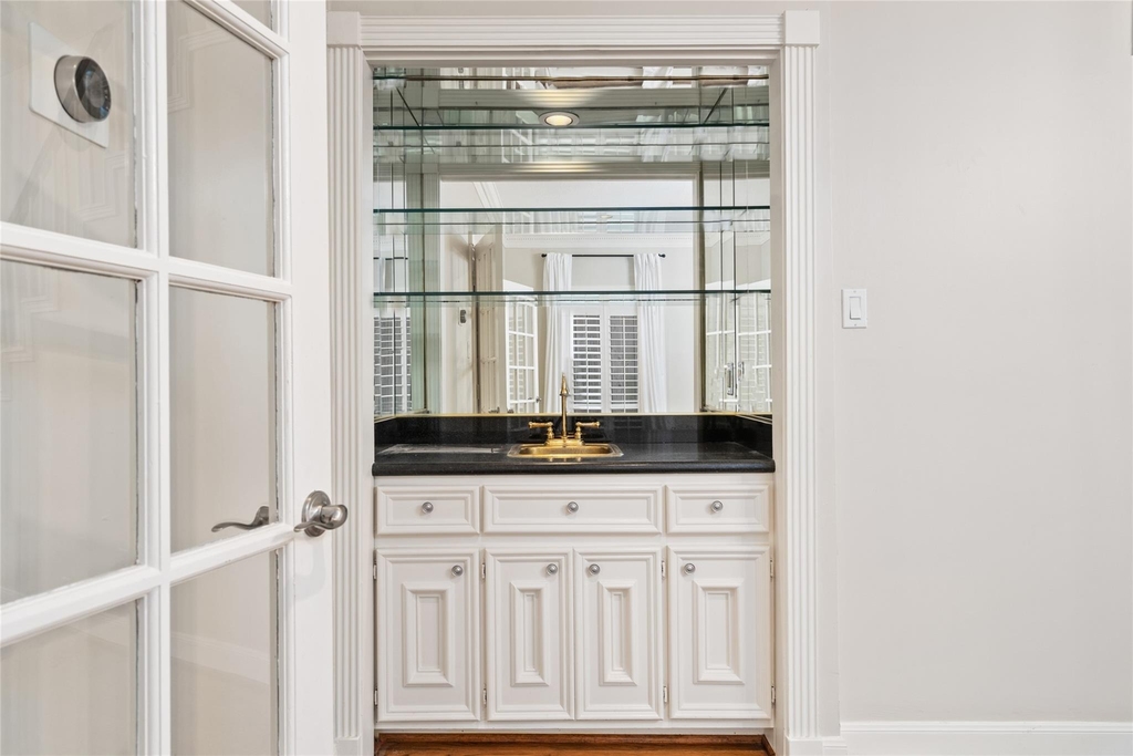 3127 Lafayette Street - Photo 6