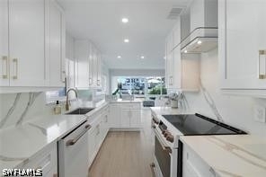2100 Gulf Shore Boulevard N - Photo 1
