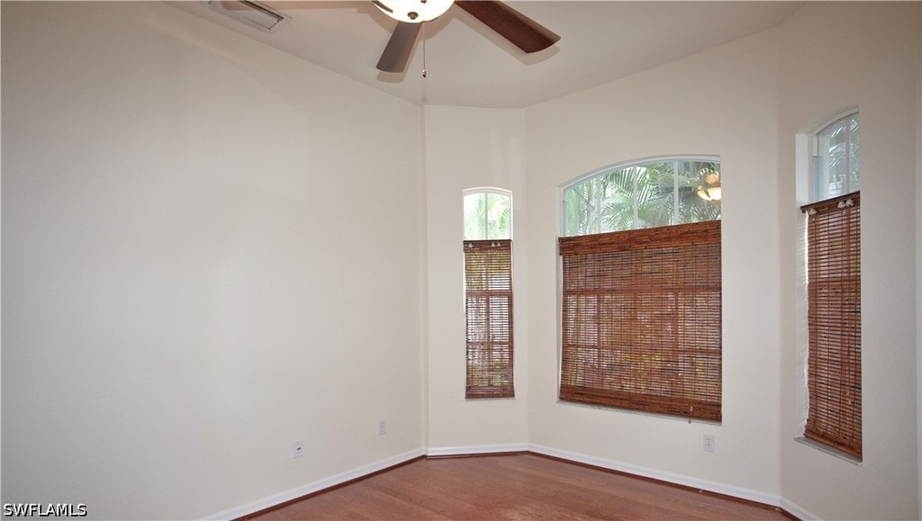 3555 Poinsettia Avenue - Photo 19