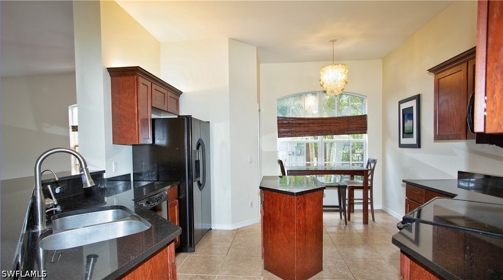 3555 Poinsettia Avenue - Photo 11