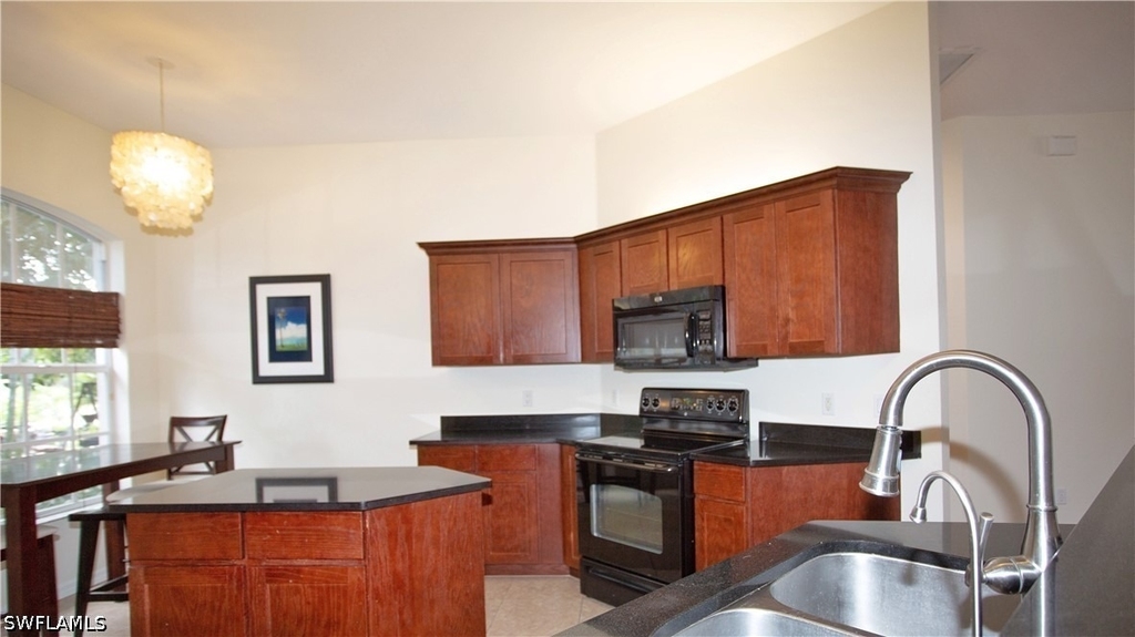 3555 Poinsettia Avenue - Photo 14