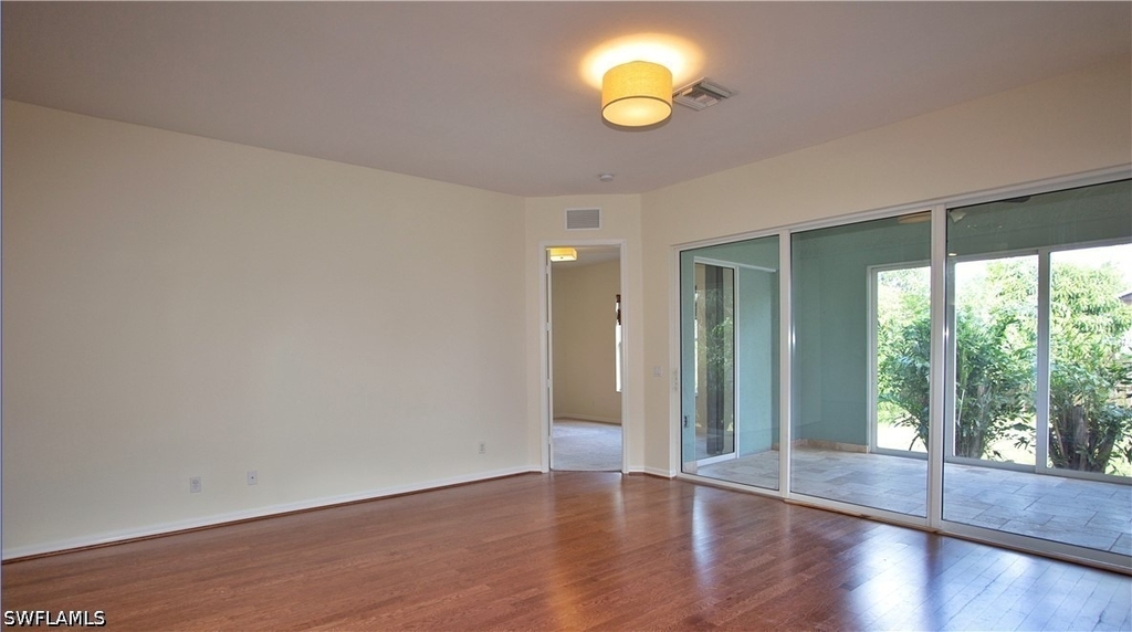 3555 Poinsettia Avenue - Photo 18