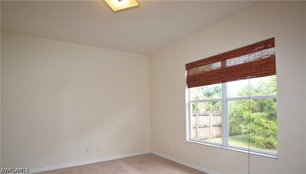 3555 Poinsettia Avenue - Photo 28