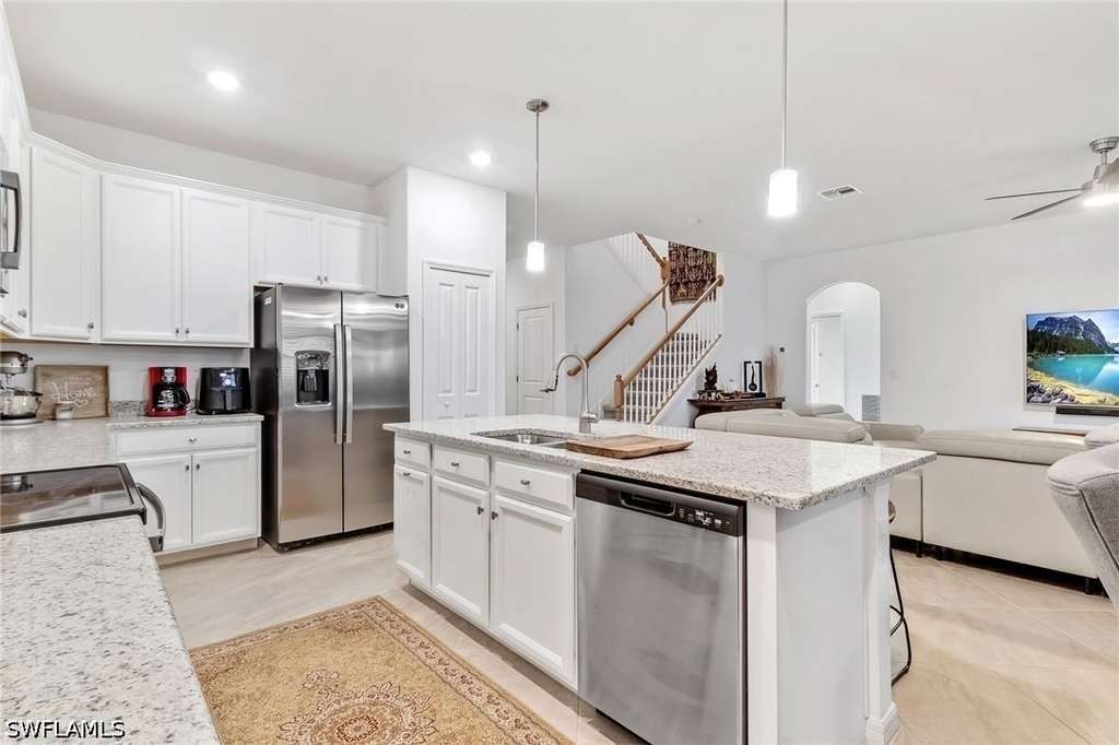 2516 Kona Way - Photo 3