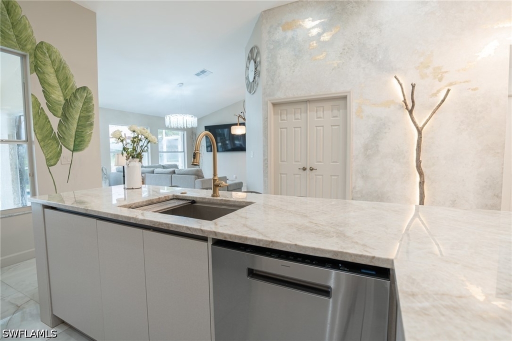 7712 Citrus Hill Lane - Photo 13