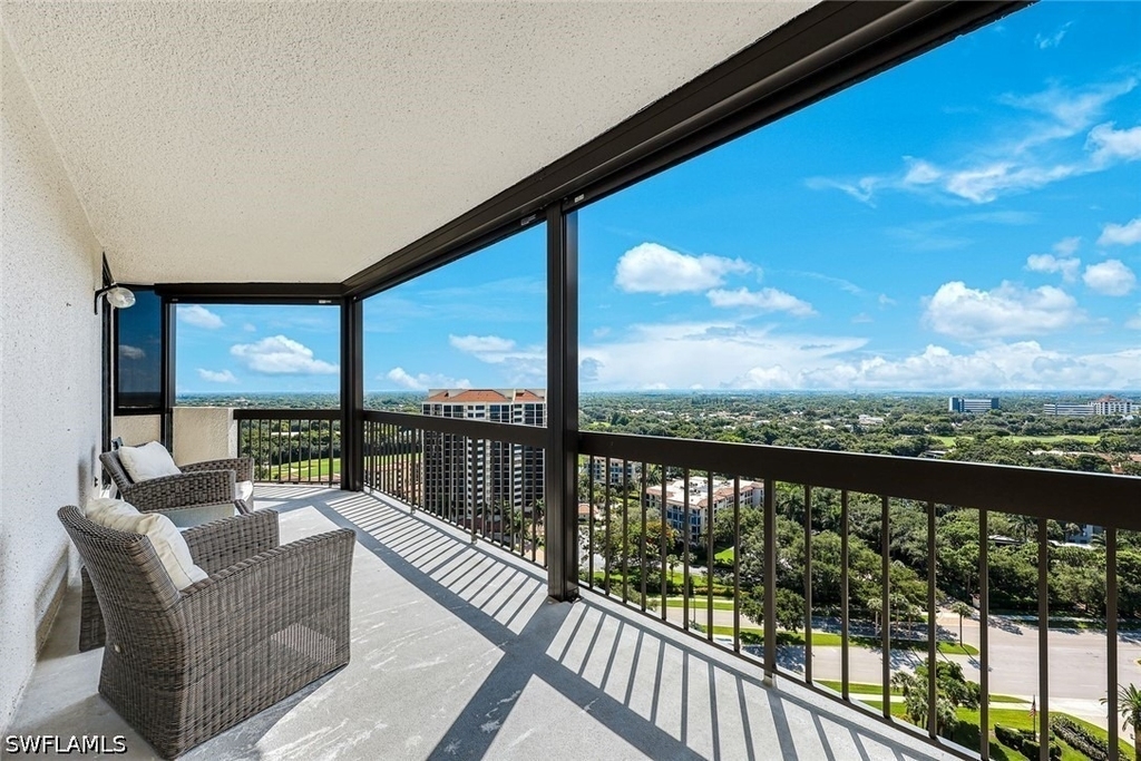 6001 Pelican Bay Boulevard - Photo 11