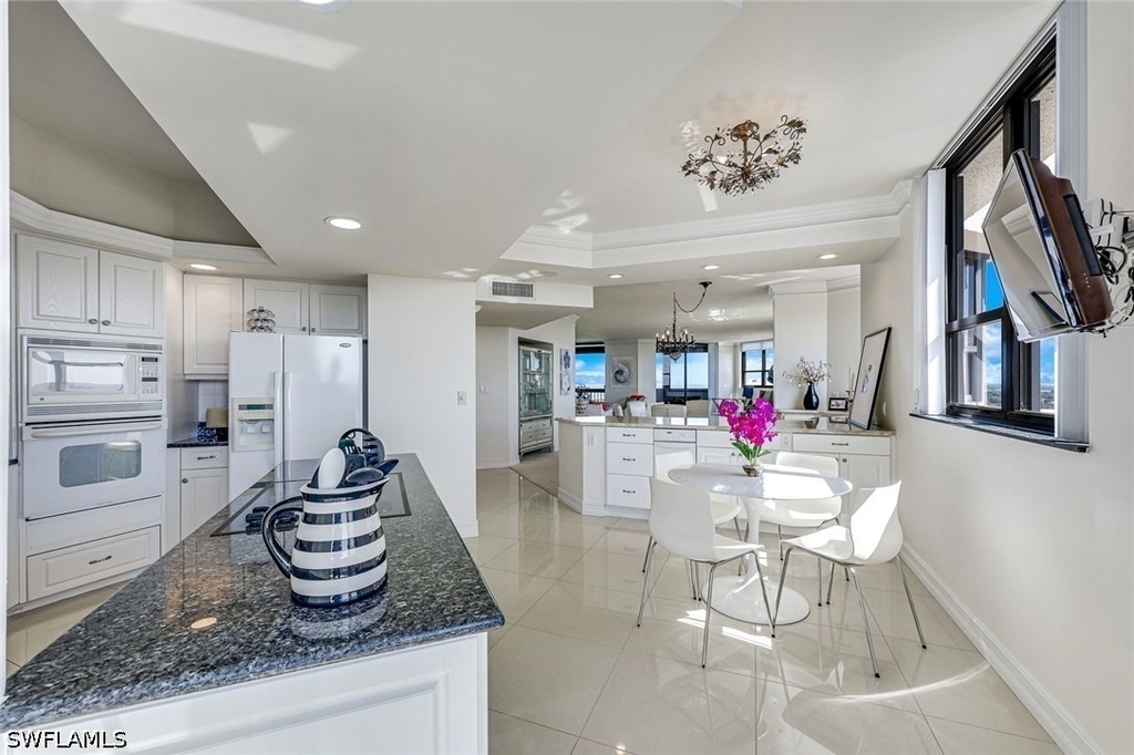 6001 Pelican Bay Boulevard - Photo 5