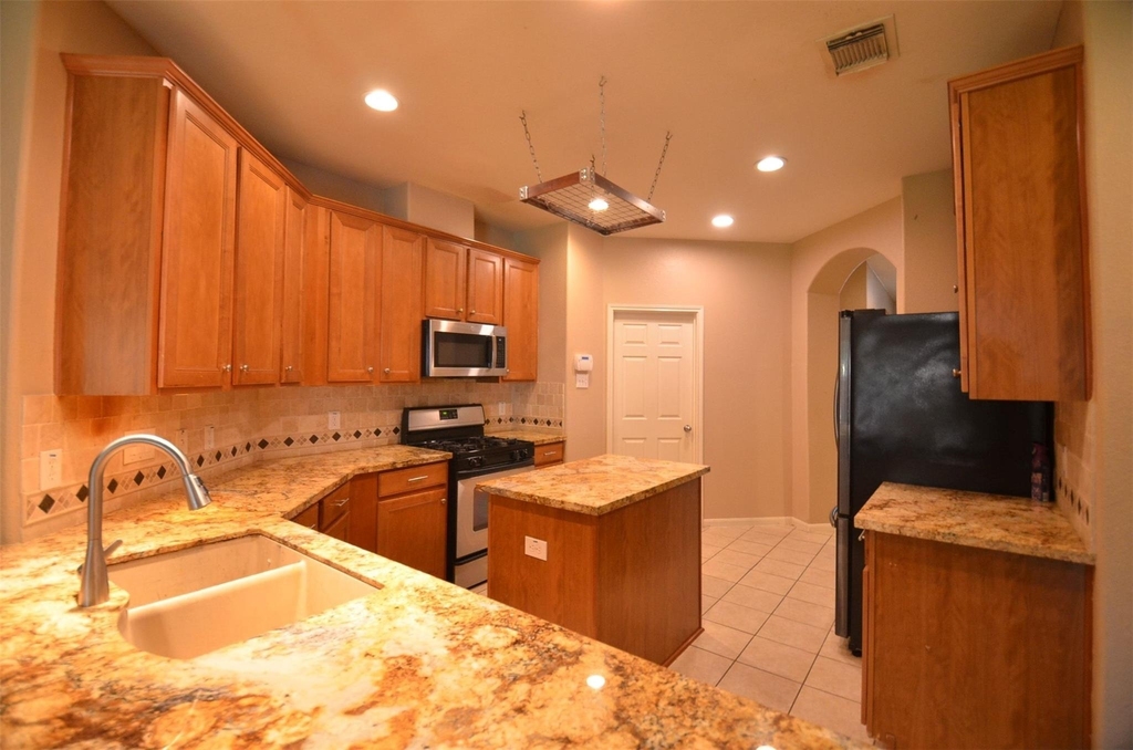 26822 Kingston Glen Lane - Photo 13