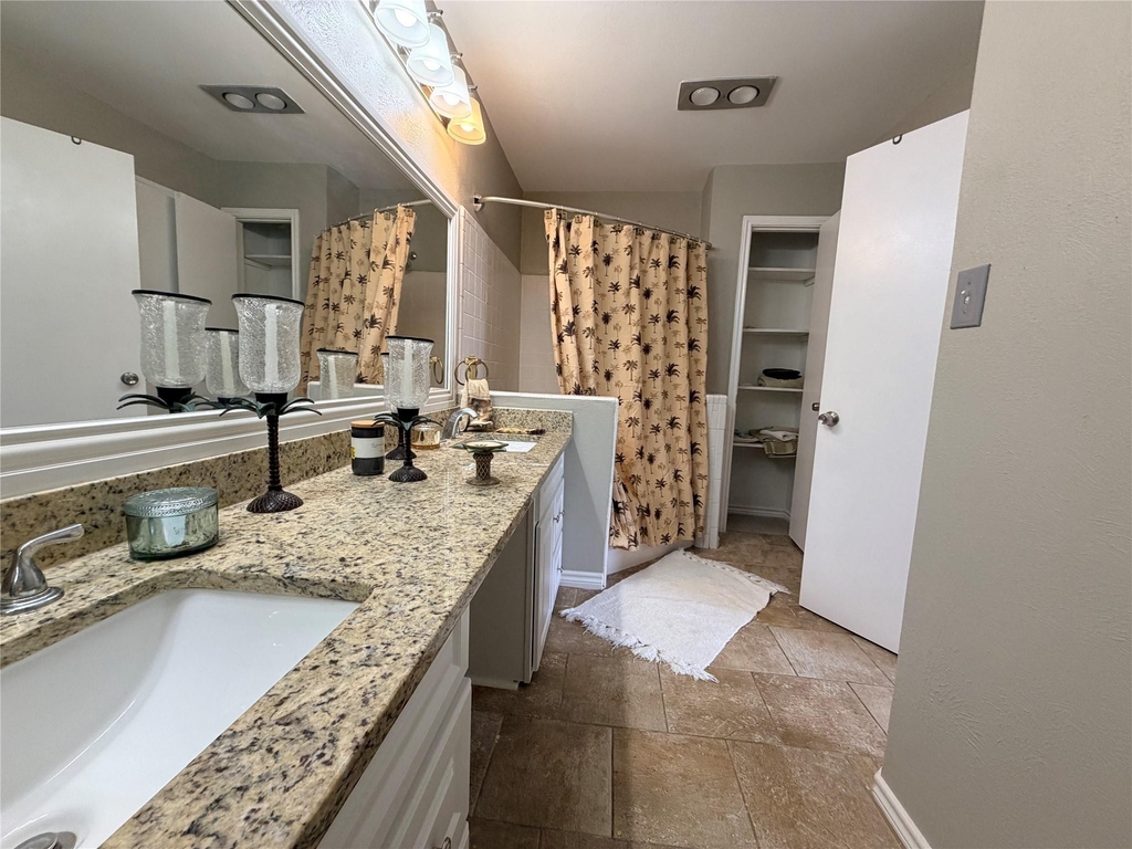 726 Country Place Drive - Photo 16