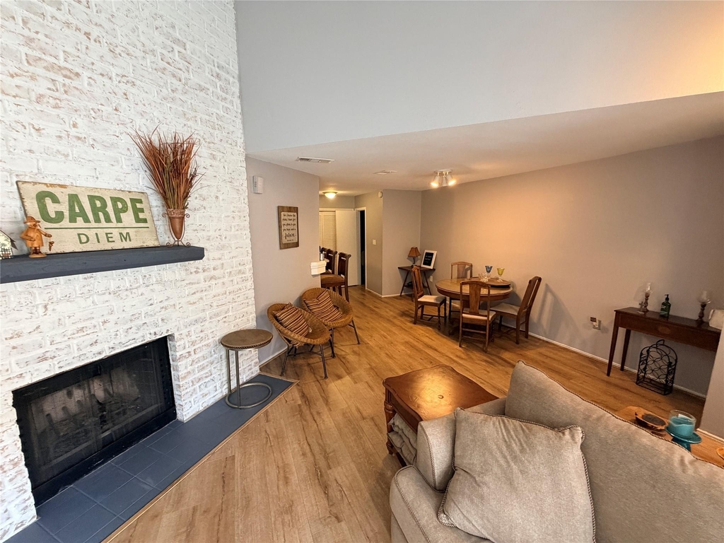 726 Country Place Drive - Photo 5