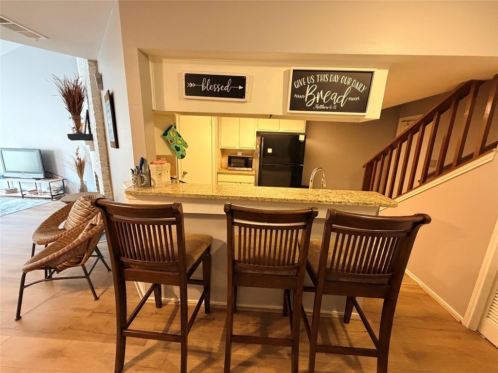 726 Country Place Drive - Photo 7