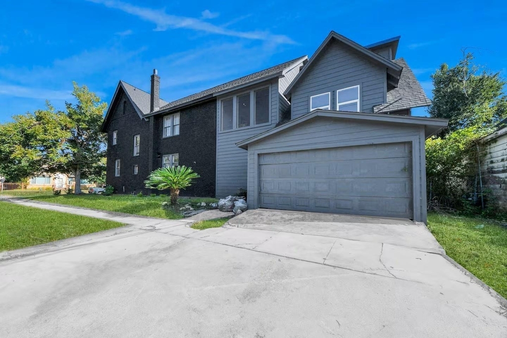 2002 Rosewood Street - Photo 35