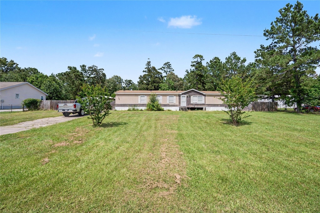 17685 Todd Street - Photo 0