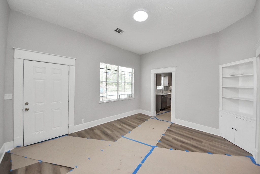 2102 Gray Street - Photo 13