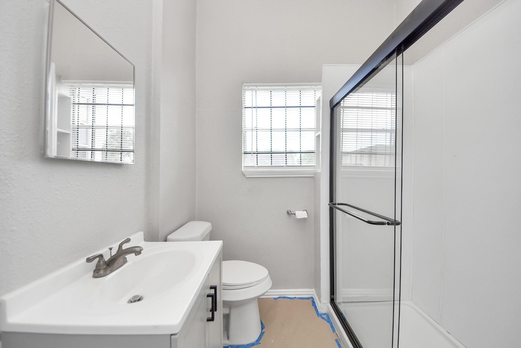2102 Gray Street - Photo 8