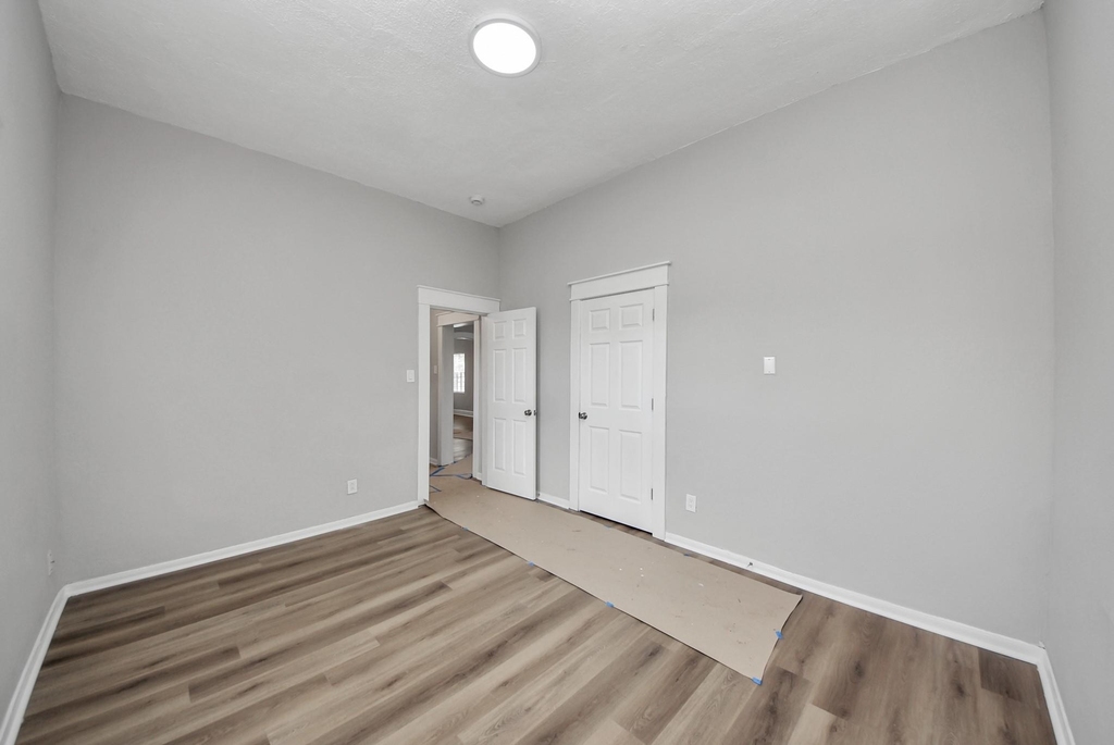 2102 Gray Street - Photo 16