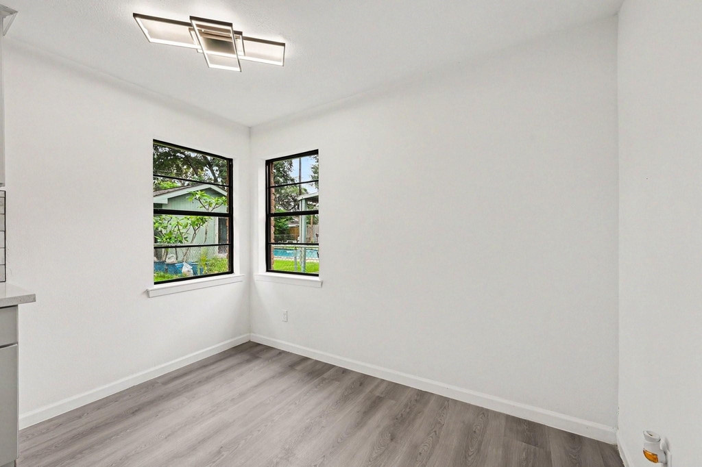 7607 Grape Street - Photo 15