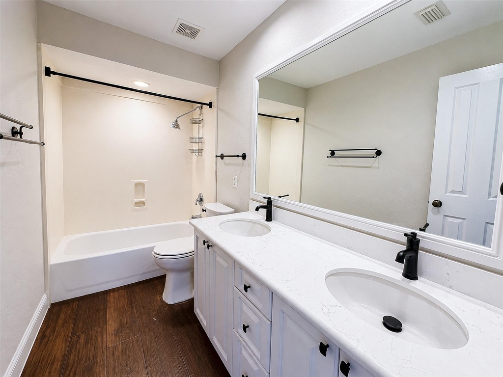 18 Doeskin Place - Photo 35