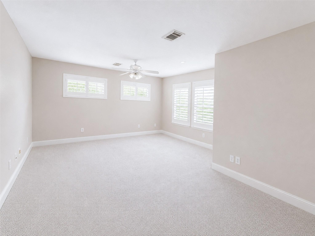 18 Doeskin Place - Photo 32