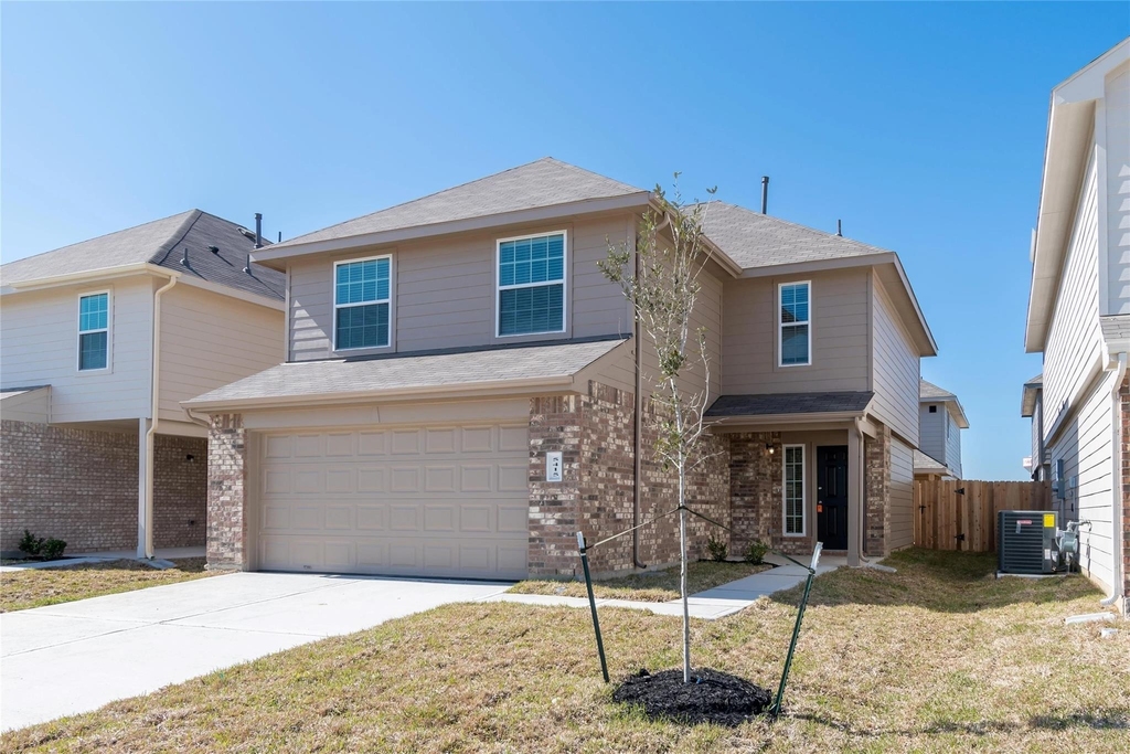 5415 Gouldburn River Drive - Photo 0