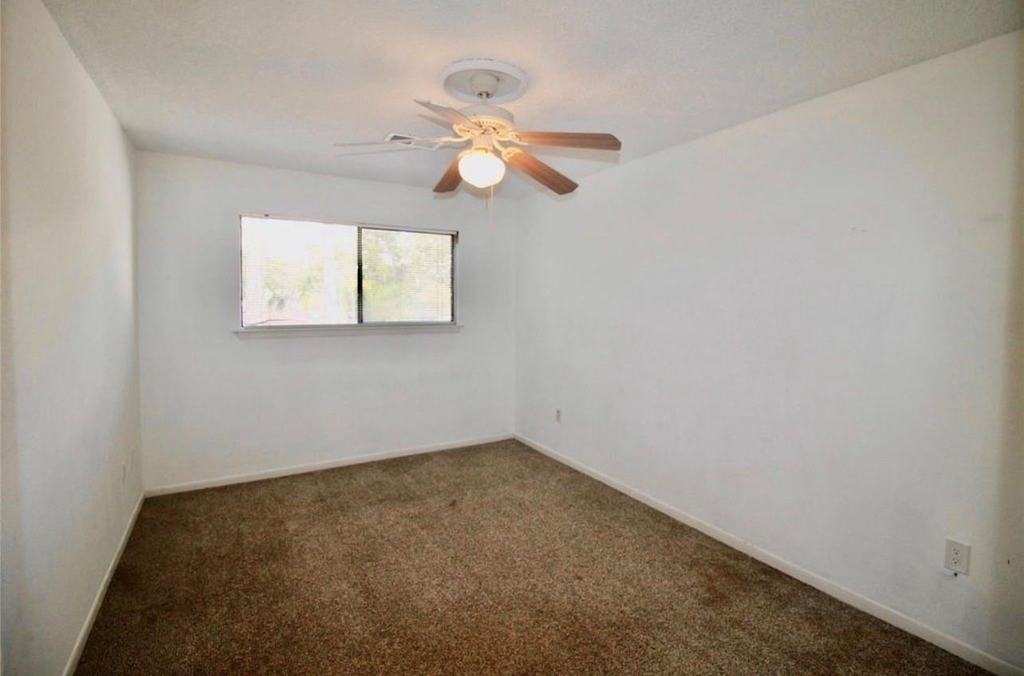 4701 Spring Lane - Photo 15