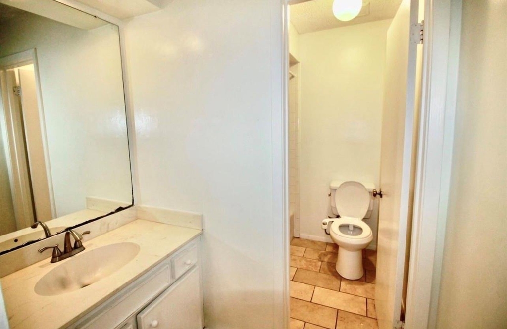 4701 Spring Lane - Photo 14