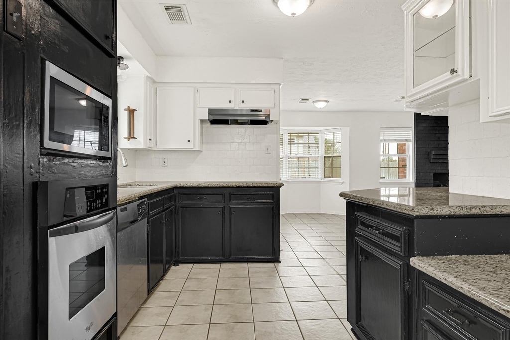 539 Belwin Drive - Photo 12