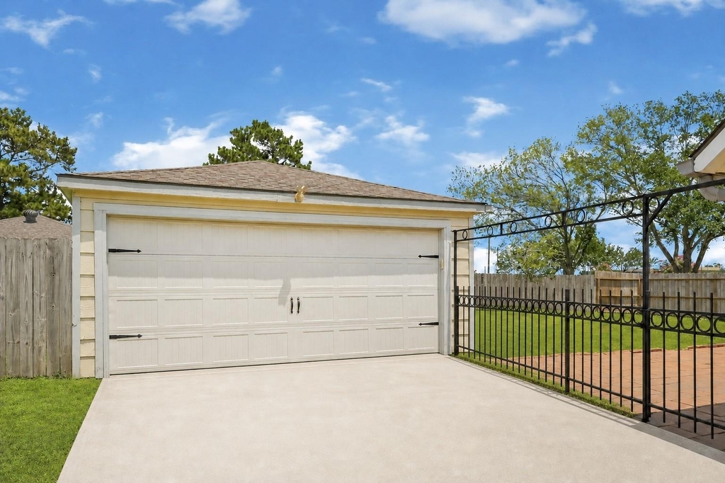 539 Belwin Drive - Photo 31