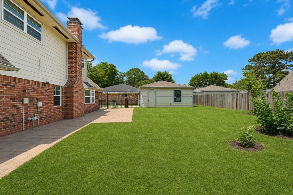 539 Belwin Drive - Photo 33
