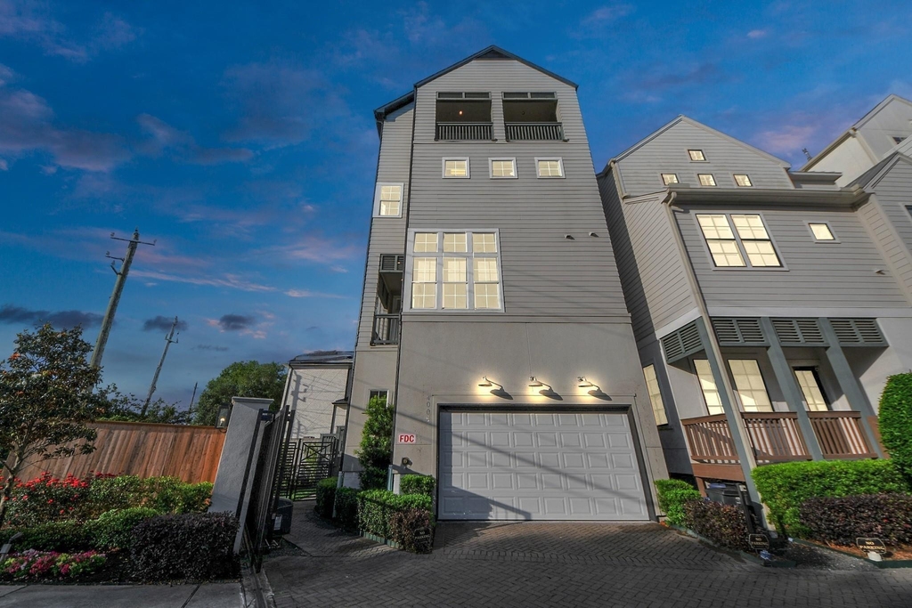 4005 Woodshire Village Estate - Photo 0