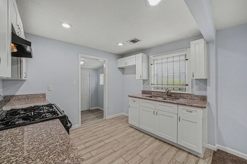 3107 Altoona Street - Photo 9