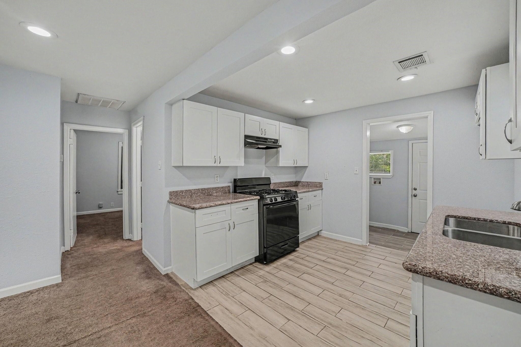 3107 Altoona Street - Photo 8