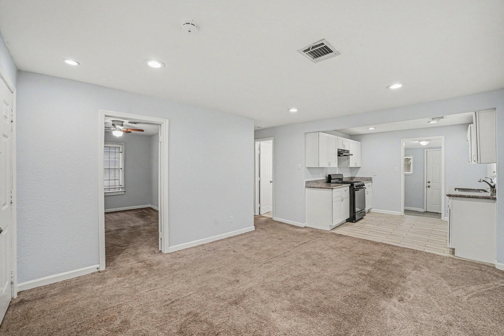 3107 Altoona Street - Photo 5