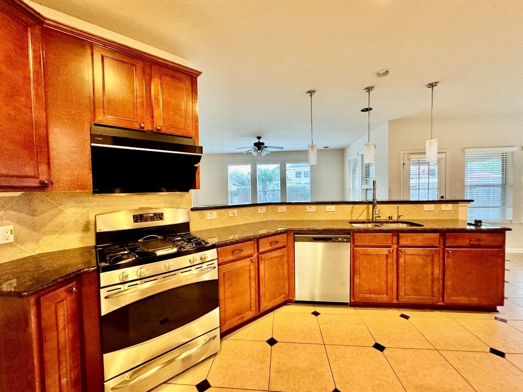 26123 Ginger Gable Lane - Photo 7