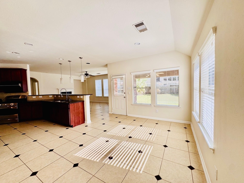 26123 Ginger Gable Lane - Photo 10