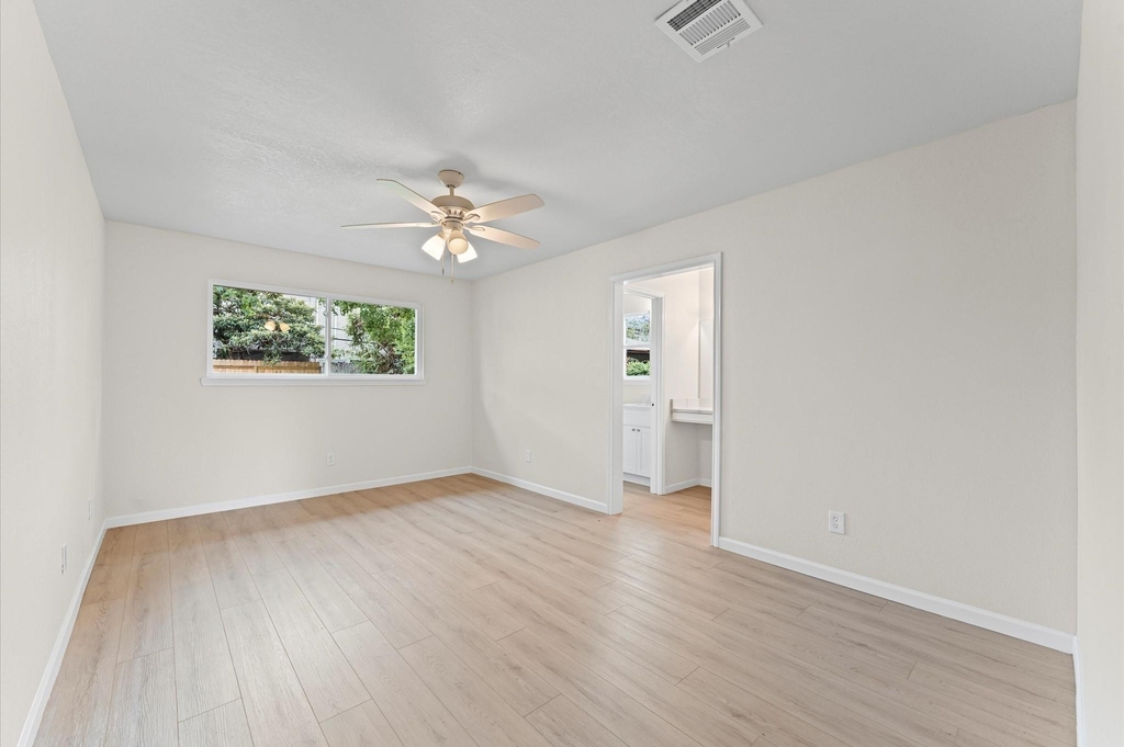 7303 Augustine Drive - Photo 14
