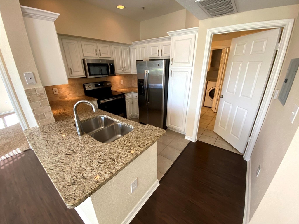 2350 Westcreek Lane - Photo 3