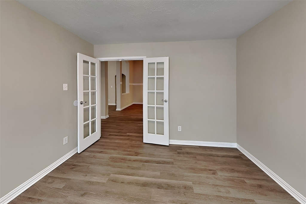 6630 Grant Drive - Photo 17