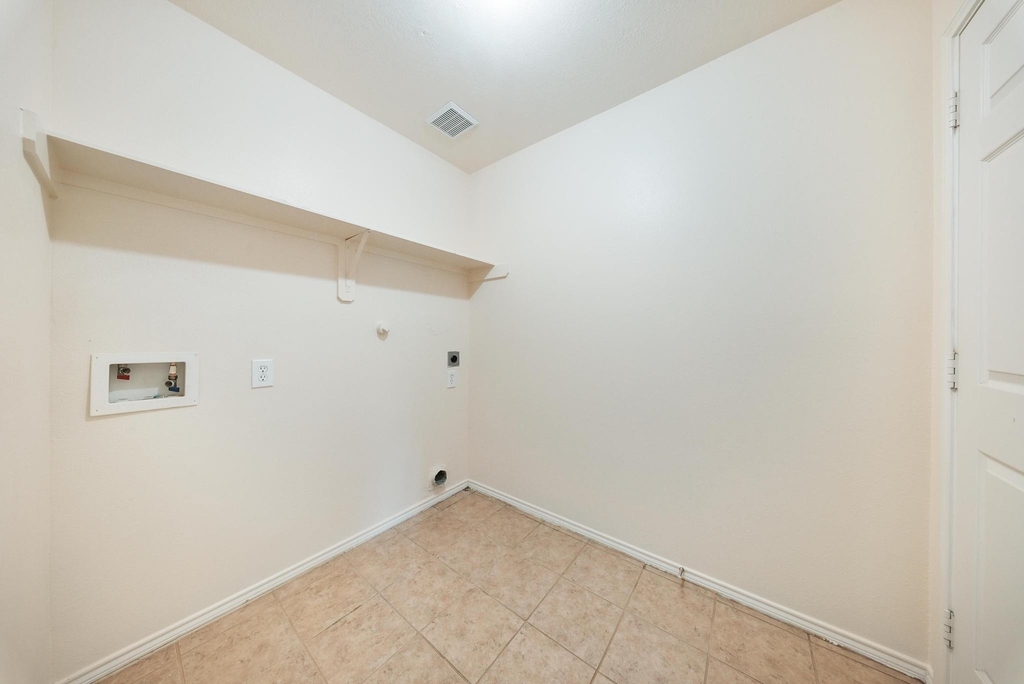 5015 Bridgecrossing Court - Photo 20