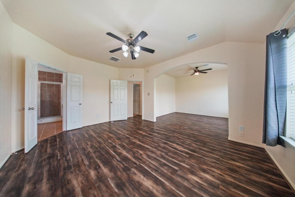 5015 Bridgecrossing Court - Photo 21