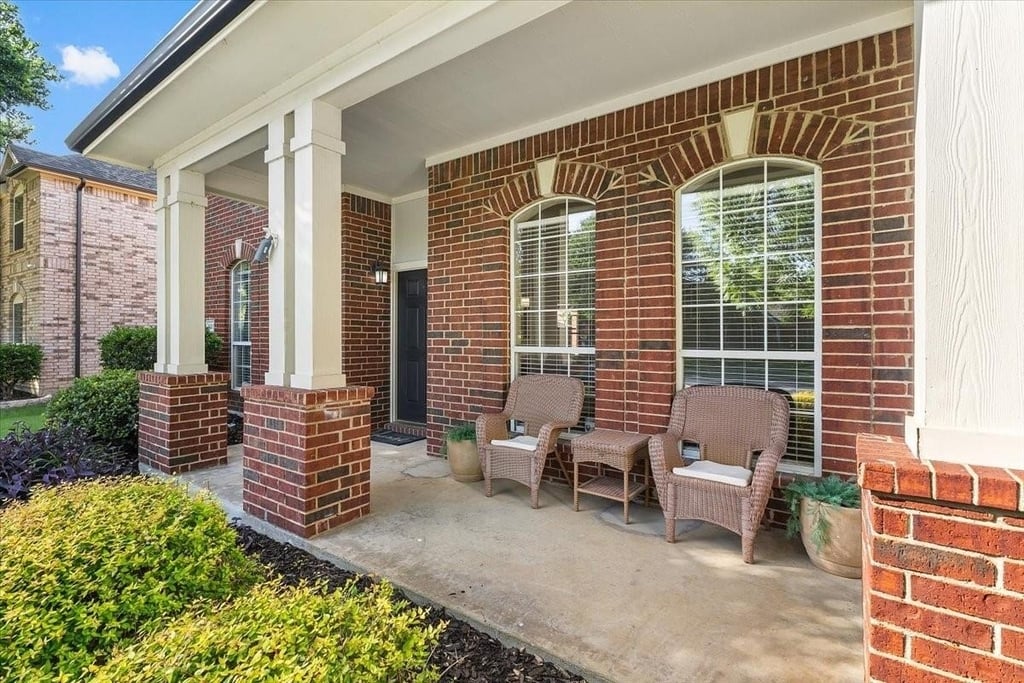 1121 London Drive - Photo 7