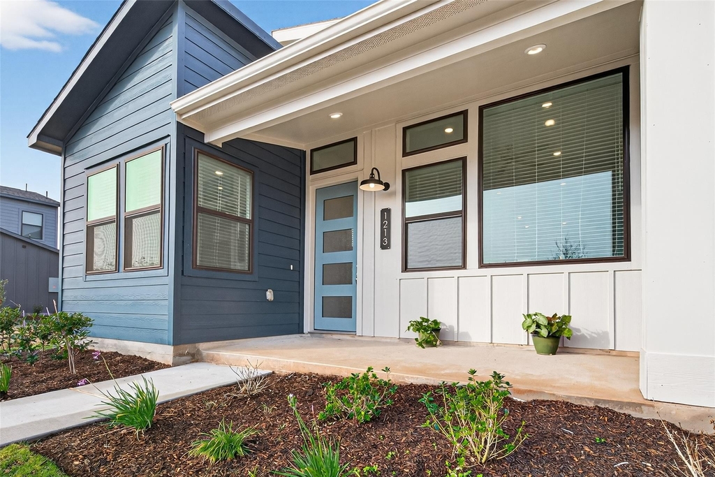 1213 Mercantile Street - Photo 3