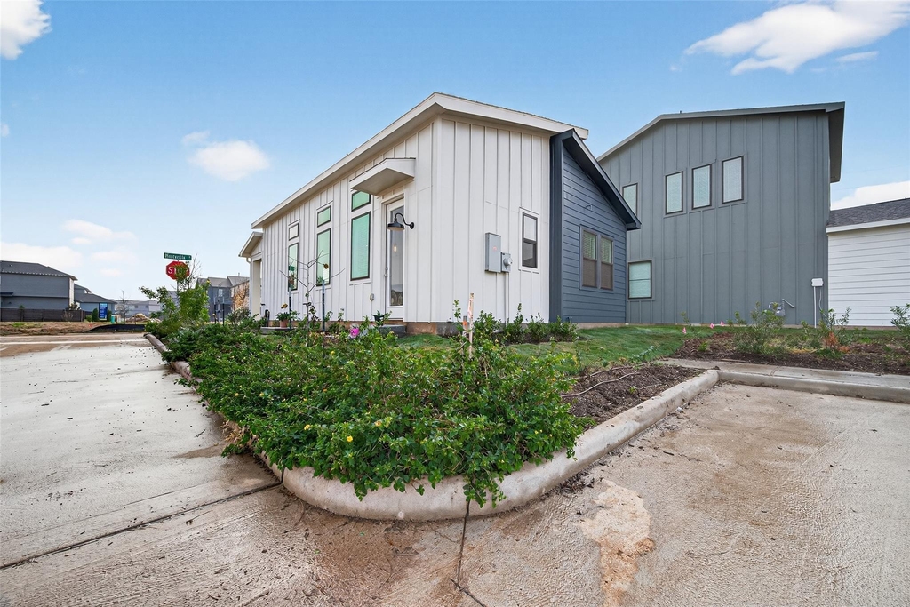 1213 Mercantile Street - Photo 33